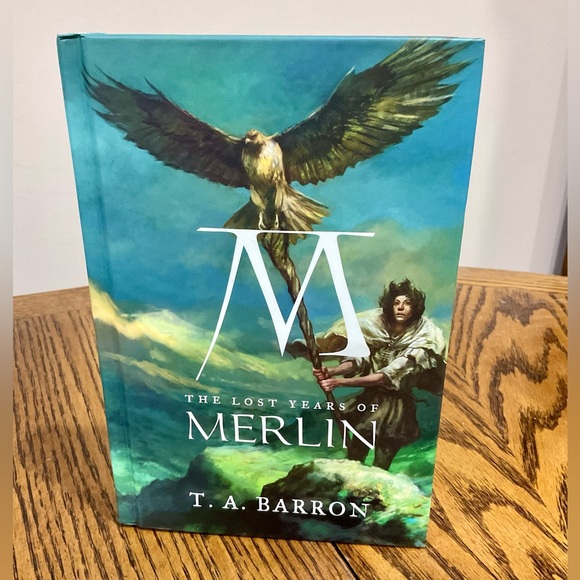 “The Lost Years of Merlin” novel personally autographed by T A Barron - Picture 1 of 7